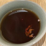 中華鉄板 上上 - プーアール茶だが何か違う。桜が漂う！