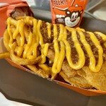 A＆W - チリチーズカーリー＆チップス　500円
