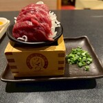 日本の酒と馬の肉 ウマ○ - 