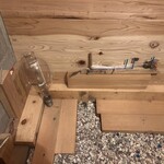 浜焼き篤丸 - 内観