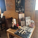 浜焼き篤丸 - 内観