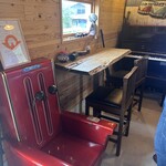 浜焼き篤丸 - 内観