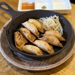 こじゃんと酒場 タチドマル - ■屋台の一口餃子 ¥520