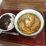 文殊 - 料理写真:そばとカレーのセット（680円）