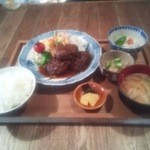 CAZI CAFE - ランチハンバーグ定食