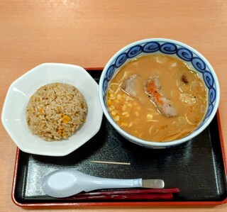 長者原サービスエリア 下り 軽食・フードコート - 仙台みそラーメンAセット(ミニチャーハン)