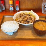 マトルル - しょうが焼き定食