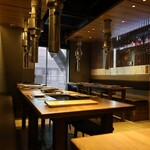 厳選焼肉 一石三鳥 - 内観