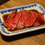 厳選焼肉 一石三鳥 - 和牛たたき