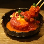 厳選焼肉 一石三鳥 - 和牛ユッケ