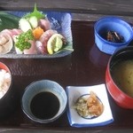 うみすずめ - 刺身定食