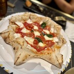 リストピッツァ バイ ナポリスタカ - 