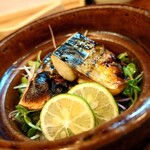酒ト飯 ヤマダ - 鯖と貝割れ釜飯