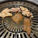 焼肉 南大門 - ハラミ・津軽鶏 焼き