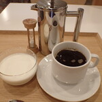 トーコーキッチン - パンナコッタ ホットコーヒー