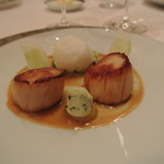 RESTAURANT LE TAILLEVENT - 帆立のソテー