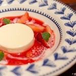 トラットリアビコローレヨコハマ - 