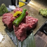 黒毛和牛とタンとハラミ 焼肉ごりちゃん - 