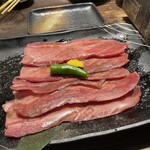 黒毛和牛とタンとハラミ 焼肉ごりちゃん - 