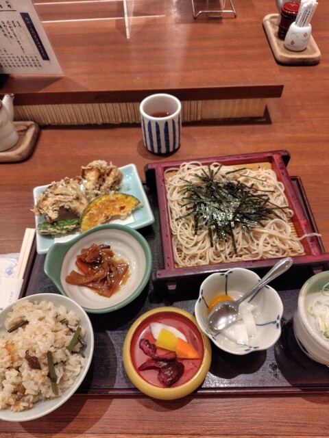 謙徳蕎麦家（けんとくそばや） by Mitsuo Kodaka