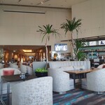 Zest Bar & Terrace - 
