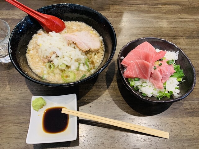 ⚠️定食屋さん専用⚠️ こんにちは、キッチンビーです！🍗✨ いつもありがとうござい