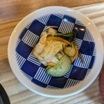 肉の八十二食堂 - 漬物