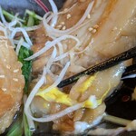 肉の八十二食堂 - 柔らかく煮込まれている