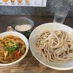 武蔵野うどん 澤村 - 薬膳カリーうどん　並980円(税込)白飯小150円(税込)
