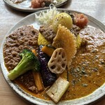 スパイスカレー ボマイェ - 