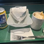 ラッキーピエロ - 