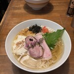 いかれたヌードル フィッシュトンズ - 