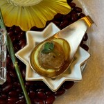 Ristorante IL PRINCIPE - ・ポルペッティーネは、スパイス香るミートボールを泉州キャベツのソースでいただく逸品。肉の旨みとキャベツの甘みが調和し、スプーンの器で手軽につまめるのも嬉しいポイントです。