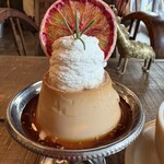 カフェ こぼれび - 『平飼い卵の紅茶プリン¥715』 『Cafe Latte¥715』