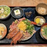 天然魚と七輪焼き 隠れ居酒屋 雑魚や - 