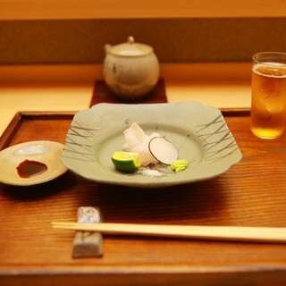 大将自ら目利きした厳選食材が堪能できるおまかせコースもご用意