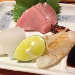 おでん屋 あじと