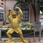 カフェ こぼれび - こち亀