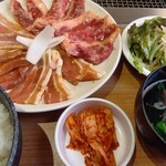 大陸食道 - メガパワーランチ￥1200+サラダキムチ￥50