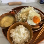 ぶぅぶぅ - 
