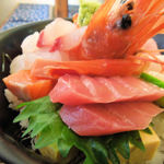 大好きな大きな頭付きボタン海老にマグロは本マグロの中トロ