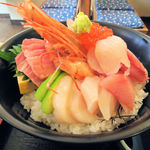 すっごいボリュームの海鮮膳（１２６０円）