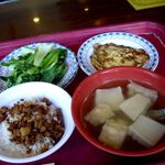 丸林魯肉飯 - 魯肉飯