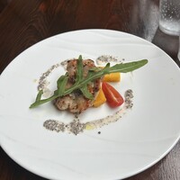 ダニエルズ - メインの鶏肉　お味ナイスです