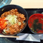 焼肉の牛太 本陣 - 本陣カルビ丼（中）