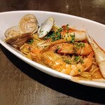 肉×ワインビュッフェ Bistro CinqCes - 6000円コース★蟹、海老、はまぐりの濃厚アメリケーヌペスカトーレ