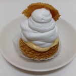 シュー ア ラ クレーム カスタード - カスタード×生クリーム￥290