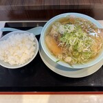 新橋ニューともちんラーメン - 