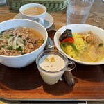 DDSK サイゴン キッチン - 