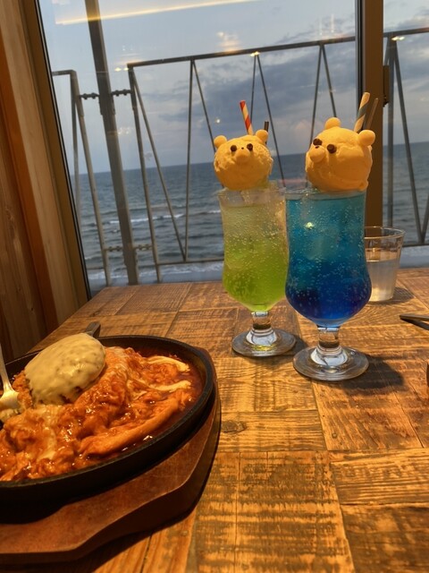 ESPRESSO D WORKS 七里ヶ浜店 （エスプレッソ ディー ワークス